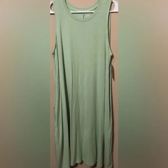 Womens Time & Tru Sleeveless Knit Dress With Pockets Green